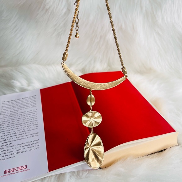 Neckless - Picture 1 of 4